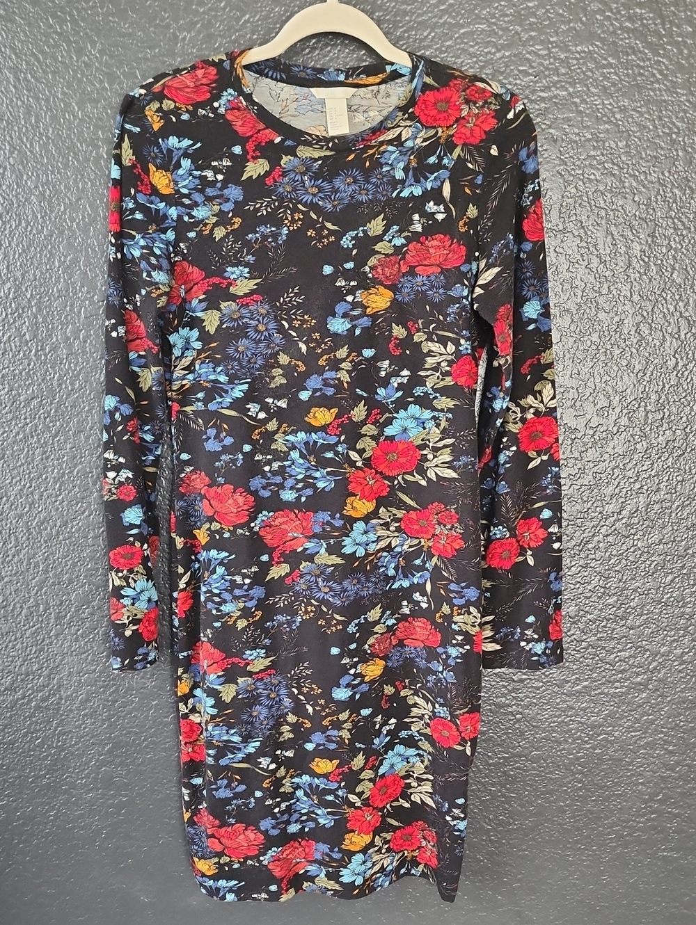 H&M Black Long-Sleeve Floral Shift Dress with Red, Blue & Yellow Flowers